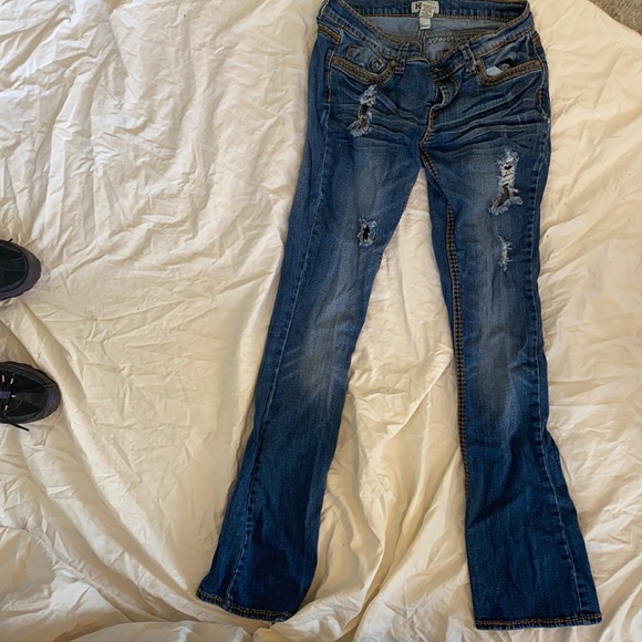 Mudd size 5 jeans very cute! - Picture 2 of 4